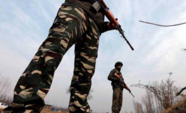 जम्मू-कश्मीर: ईद पर छुट्टी मनाने जा रहे जवान का आतंकियों ने किया अपहरण