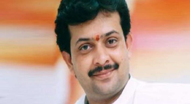 बेटी के डर से दूसरी पत्नी से चोरी-छुपे मिलते थे भय्यूजी महाराज