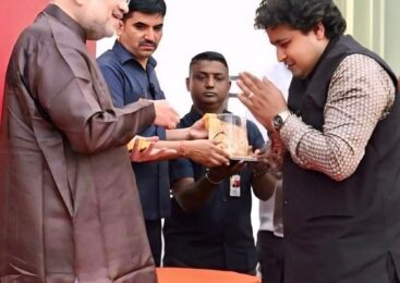 नववर्ष पर गृहमंत्री अमित शाह से मिले केंद्रीय हिंदी सलाहकार समिति सदस्य एड. वी के दुबे, दी शुभकामनाएं