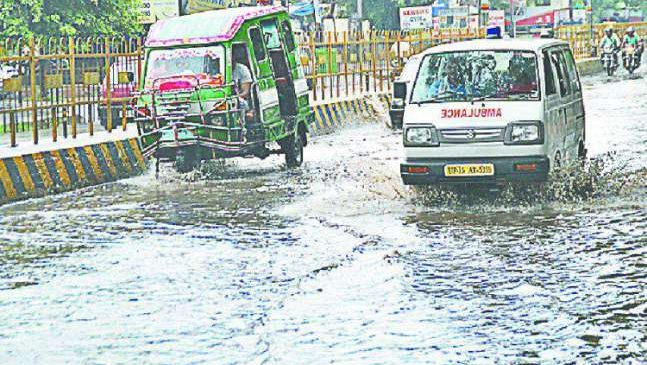 इलाहाबाद शहर की सड़कें-गलियां हुई जानलेवा