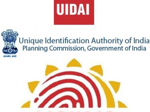 सरकार ने कहा, आधार के कारण बंद नहीं होंगे सिम